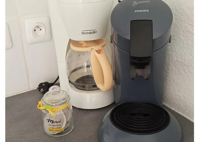 T2 Cosy, Agreable Fonctionnel Et Douillet, 1 Lit 140 Et Un Bz , Wifi Gratuit, Boite A Cles, Proche Commerces Et Gare Routiere Daire